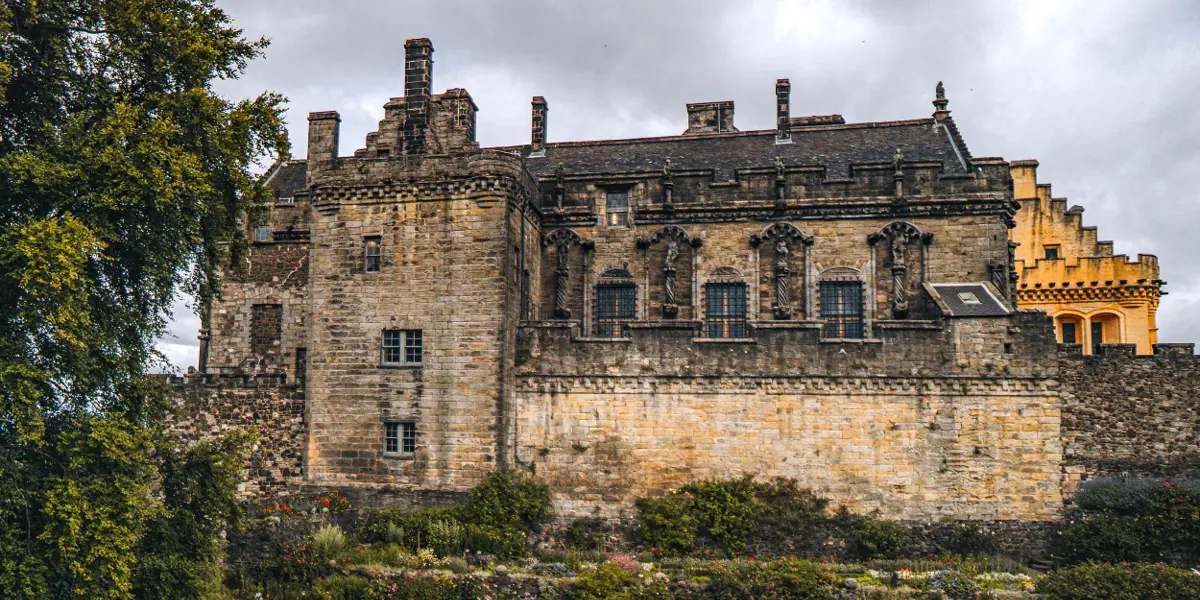 Stirling Castle, Loch Lomond & Boat Cruise
