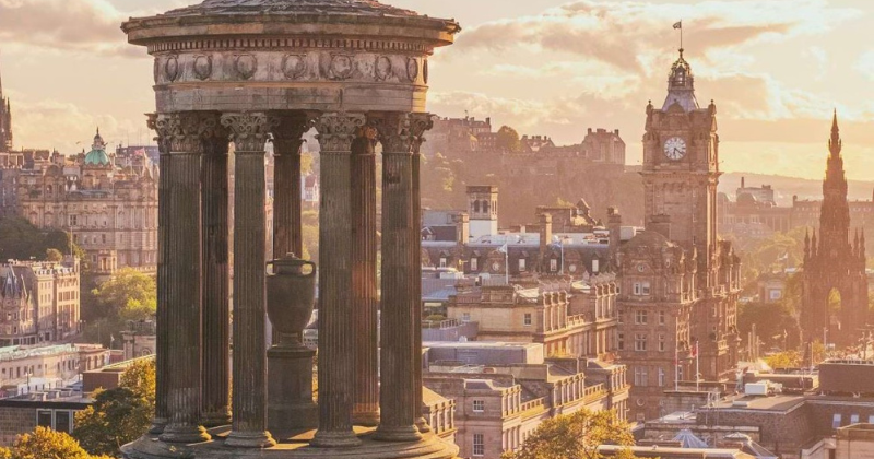 View over the city of Edinburgh at sunset