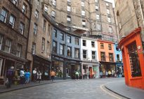 The Ultimate Edinburgh Travel Guide