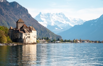 The Italian Lakes & Swiss Alps Explorer - 6 day tour